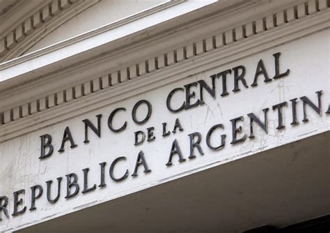 El Banco Central bajó nuevamente la tasa de política monetaria cómo