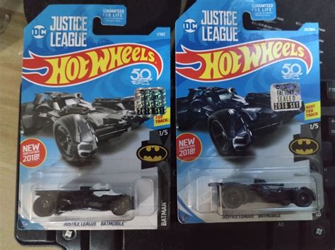 HOT WHEELS FACTORY SEALED 2018 BATMAN BATMOBILE SET INCLUDING TREASURE HUNT Hobbies Toys