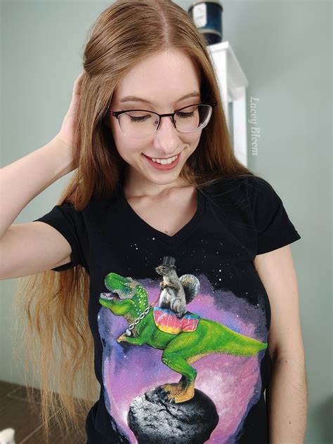 TW Pornstars - 2 pic. Lacey Bloom. Twitter. I hope you have a fun April