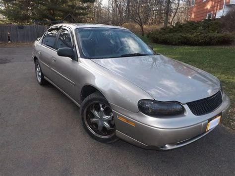 Buy Used 2000 Chevrolet Malibu Base Sedan 4 Door 31l In Spring Valley