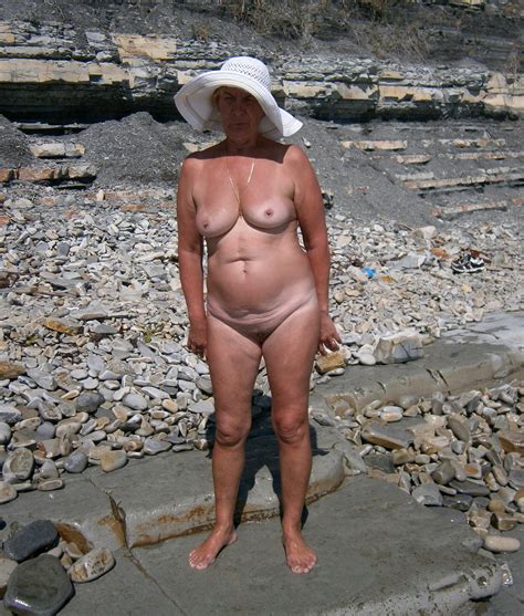 Xxx Nude Beach Grannies MatureGrannyPussy