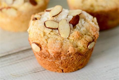 La délicieuse recette facile de muffins aux pommes et amandes