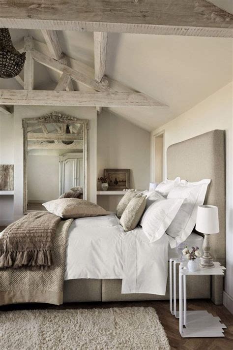 CASA TRÈS CHIC NUDE OU QUASE