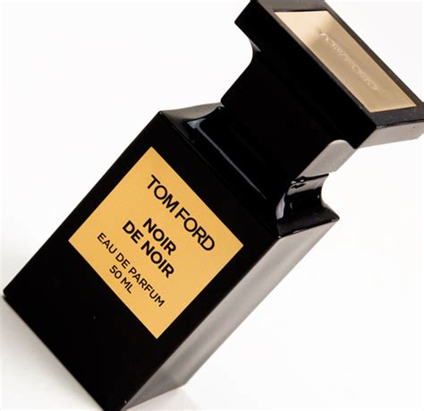 Tom Ford Noir de Noir Eau de Parfum Review and Photos