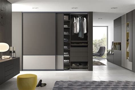 Фабрика Delux Style: купить готовые двери-купе от производителя