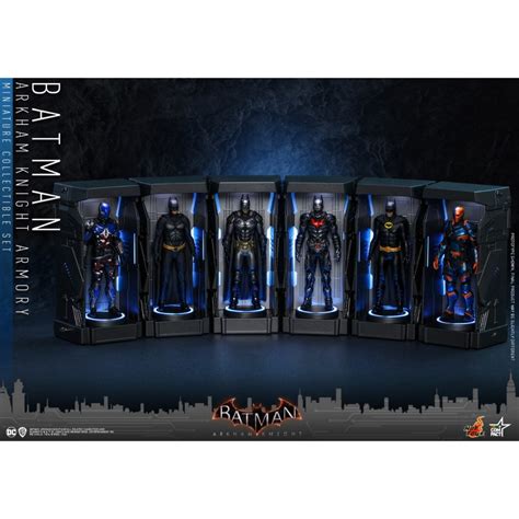 Rare Hot Toys Batman Arkham Knight Batman Armory Miniature Collectible Set