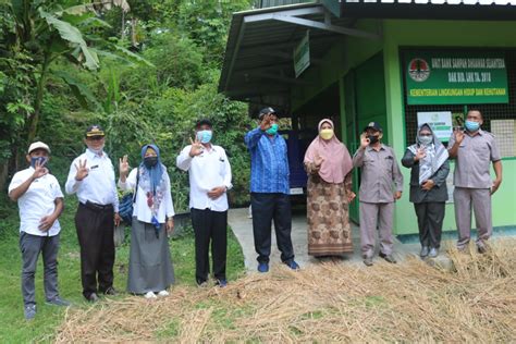 Pimpinan Dan Anggota Dprd Kulon Progo Blusukan Ke Bank Sampah Jaring