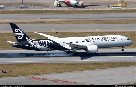 Zk Nzg Air New Zealand Boeing Dreamliner Photo By Wong Chi Lam