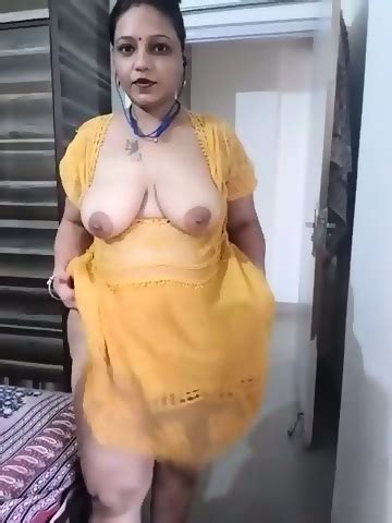 Desi Biggest Ass Bhabhi On Webcam Rajshot