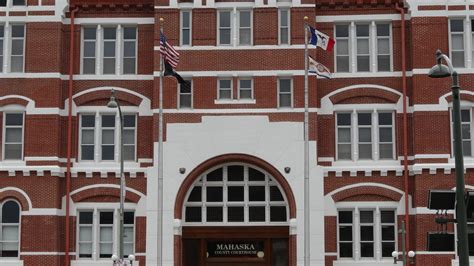 Mahaska County Courthouse Oskaloosa Ia 2 Mahaska Cou Flickr