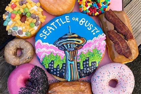 The New Voodoo Doughnut In Seattle Has Finally Opened Its Hot Pink Doors