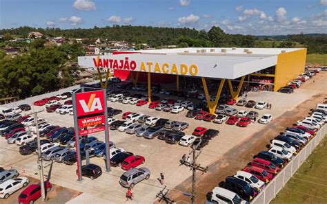 Mais de 9 mil pessoas estiveram na inauguração do Vantajão Atacado