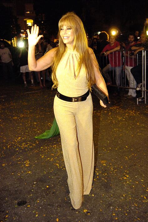 graciela alfano dice ser la persona mas honesta del pais