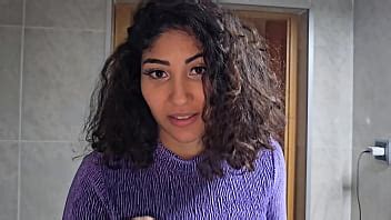 La Ragazza Dominante Fa Soffrire La Povera Giovane Vergine Xvideos