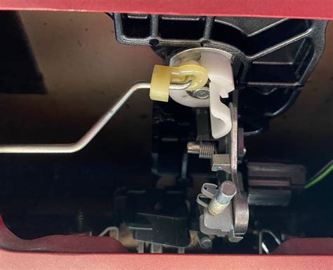 Ремонт замка багажника. Часть 2 — Renault Sandero Stepway (2G), 1,6 л ...