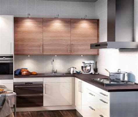 Stunning Square Small Kitchens For Your New Tiny Apartment Top Dreamer