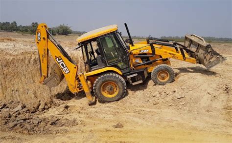 Jcb 3dx Xtra Ecoxcellence Backhoe Loader 76 Hp 7630 Kg Price From Rs1200000unit Onwards