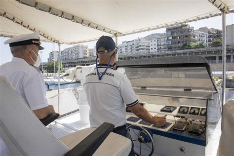 Operazione Mare Sicuro Consigli Utili Della Guardia Costiera A Tutela