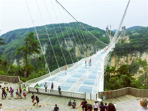 Tourists Visiting Zhangjiajie Glass Bridge in Hunan, China. Editorial ...