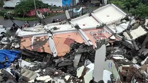 Indonesia earthquake today leaves at least 46 dead, hundreds hurt on Sulawesi island - ABC7 Chicago