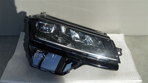 Full Led Skoda Karoq Prawa B B Europa Za Z Z Gorzyce