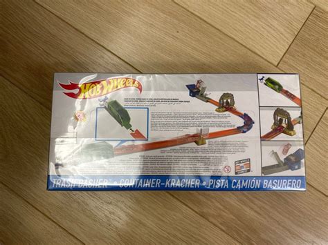 Hot wheels toy 興趣及遊戲 玩具 遊戲類 Carousell