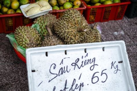 Top 10 Weird Foods In Vietnam You Must Try Bugs Rats Worms And