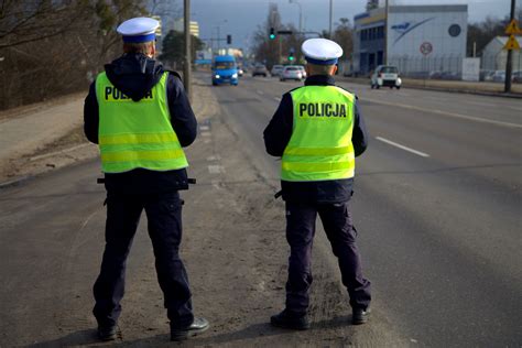 Kujawsko Pomorscy Policjanci Dbaj O Bezpieczne Ferie Wiadomo Ci