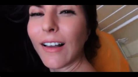 Surprising Milf In Bed