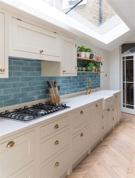 20 Grey Kitchen Splashback Ideas