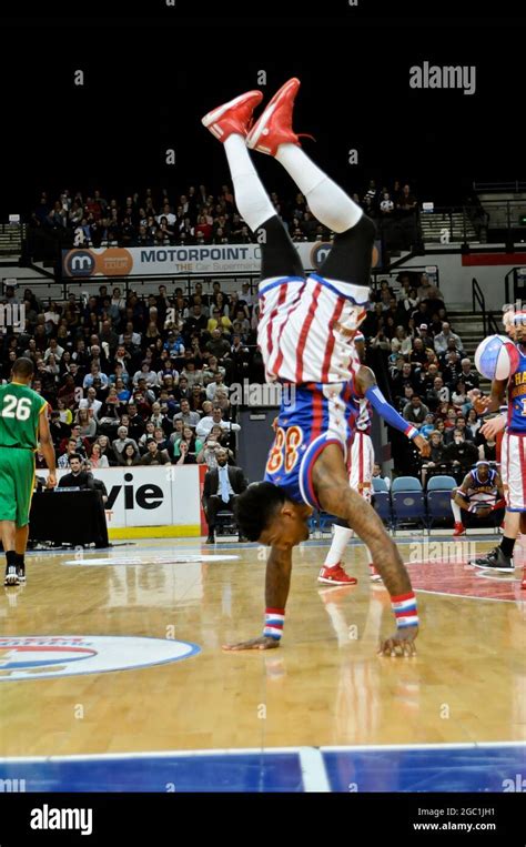 The Harlem Globetrotters Entertaining Sheffield Arena Sheffield Stock