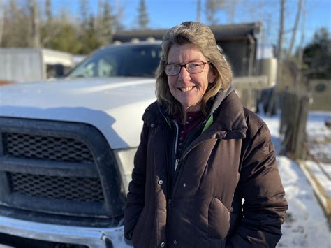 After Years Harpswell S Garbage Collector Makes Her Last Pickups