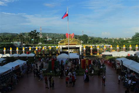 Trade Fair and Cosplay in Talisay City, Cebu - Condonians