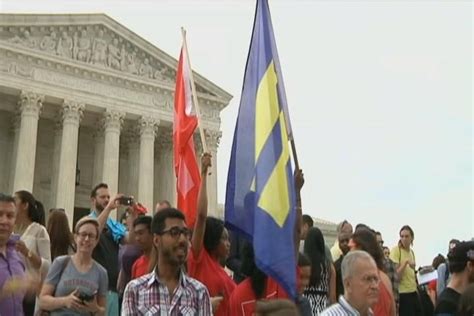 Supreme Court Extends Same Sex Marriage Across U S
