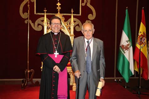 Antonio Casado Recibe La Medalla Pro Ecclesia Hispalense Medial Tv