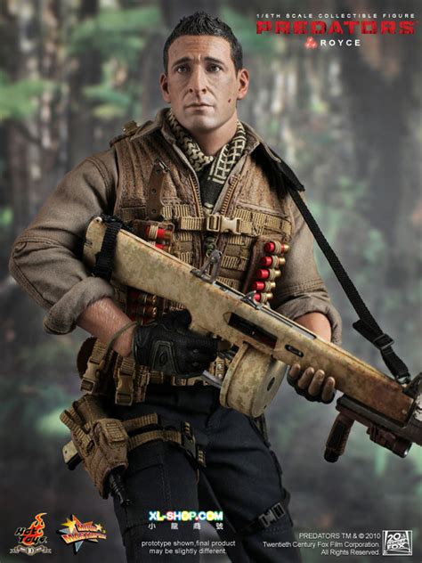 Hot Toys MMS131 Predators 1 6th Scale Royce Collectible Figure