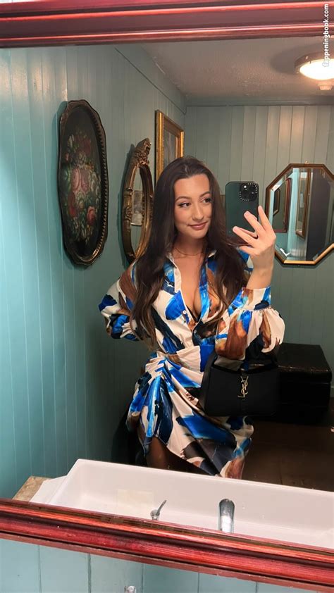 Lottie Loves ASMR Lottiefellows Nude OnlyFans Leaks Fappening FappeningBook