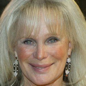 Linda Evans - Age, Family, Bio | Famous Birthdays