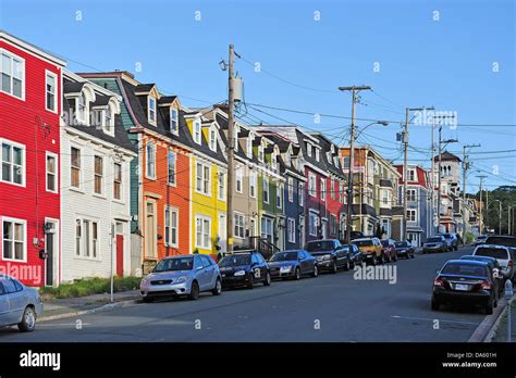 St Johns Terre Neuve Canada Village Maisons Colorées Photo Stock