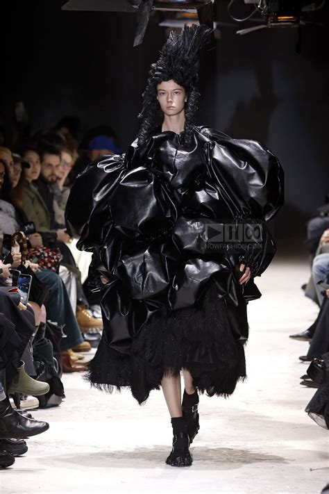 Comme Des Garcons Fashion Show Runway Ready To Wear Fall Winter 2024