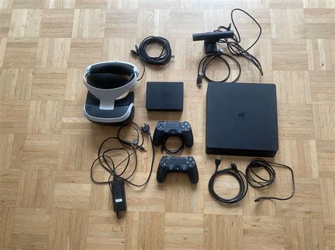 Sony PlayStation 4 inkl. VR-Brille komplett in gutem Zustand | Kaufen ...