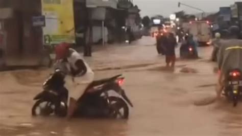 Update Banjir Majenang Cilacap Pagi Ini Air Surut Warga Diminta