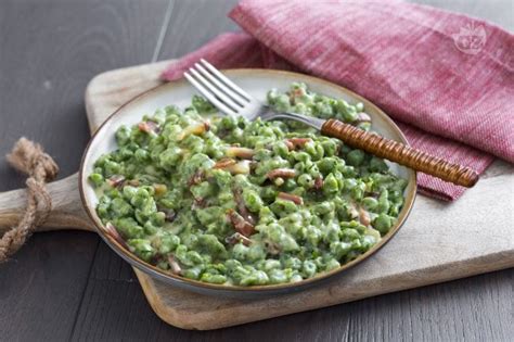 Gli Sp Tzle Di Spinaci Sono Una Colorata Variante Dei Tipici Gnocchetti