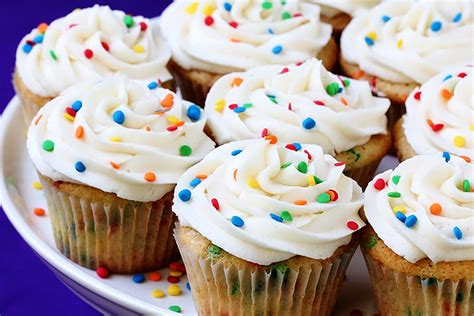 Funfetti Cupcakes - Cupcakes Photo (36380472) - Fanpop 