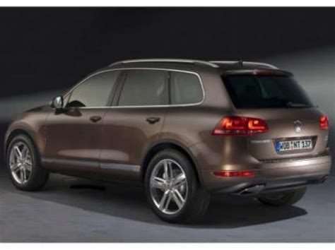 VW Touareg V8 TDI Mk II specs, 0-60, quarter mile, lap times ...