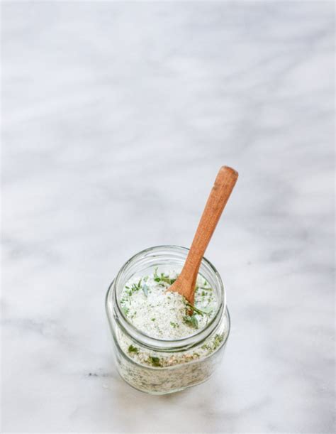 Super Easy Diy Garden Herb Salt