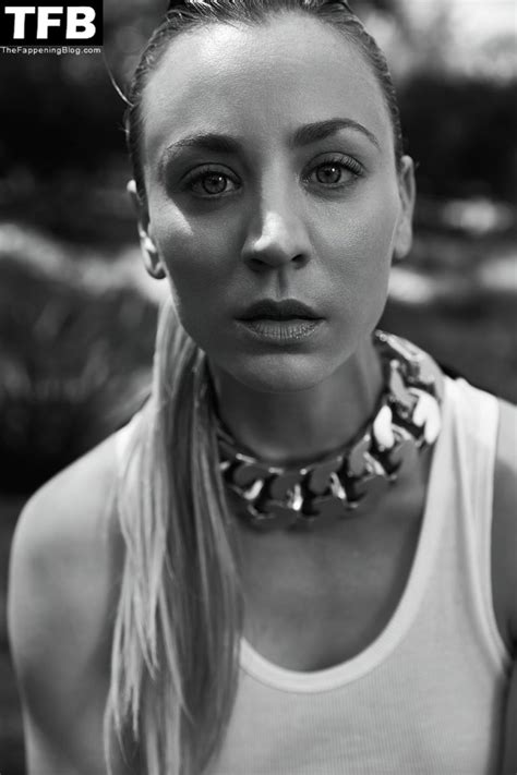 Kaley Cuoco Nude Sexy Photos TheFappening