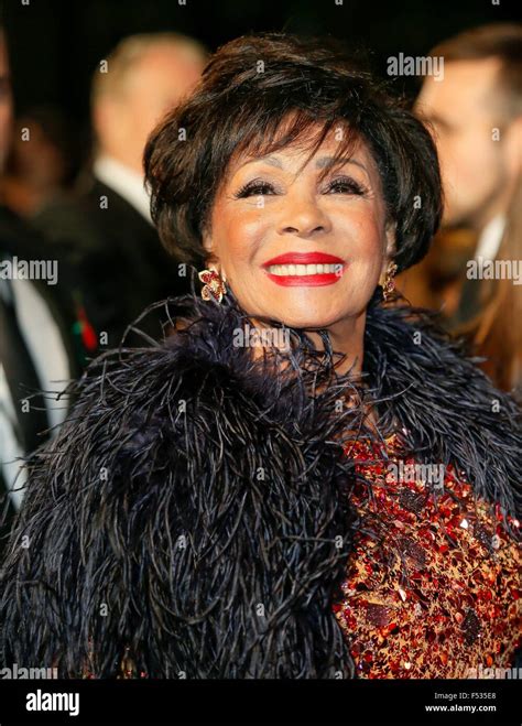 London Britain 26th Oct 2015 British Singer Shirley Bassey Attends The World Premiere Of The