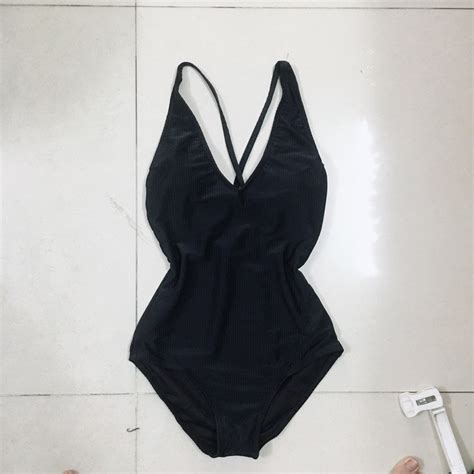 Bikini B I N I Bi N Li N M Nh M U En Hi N H C S N M T Ng C Bigbuy Bigbuy Vn