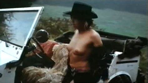 Naked Monica Marc In Liebesmarkt